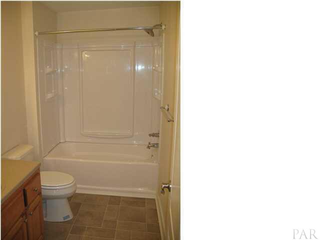 2555 Valley Road Navarre, FL 32566 - Photo 17 of 24 3RD FULL BATH UPSTAIRS