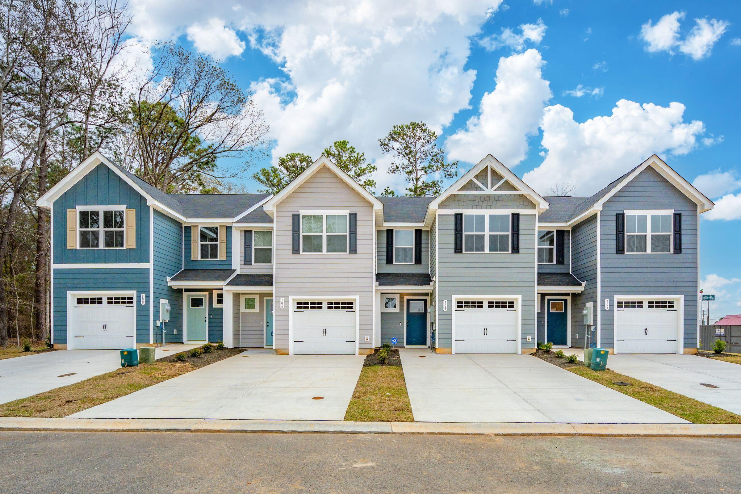 102 Tancaw Place Santee, SC 29142 - Photo 1 of 33 102 Tancaw Place