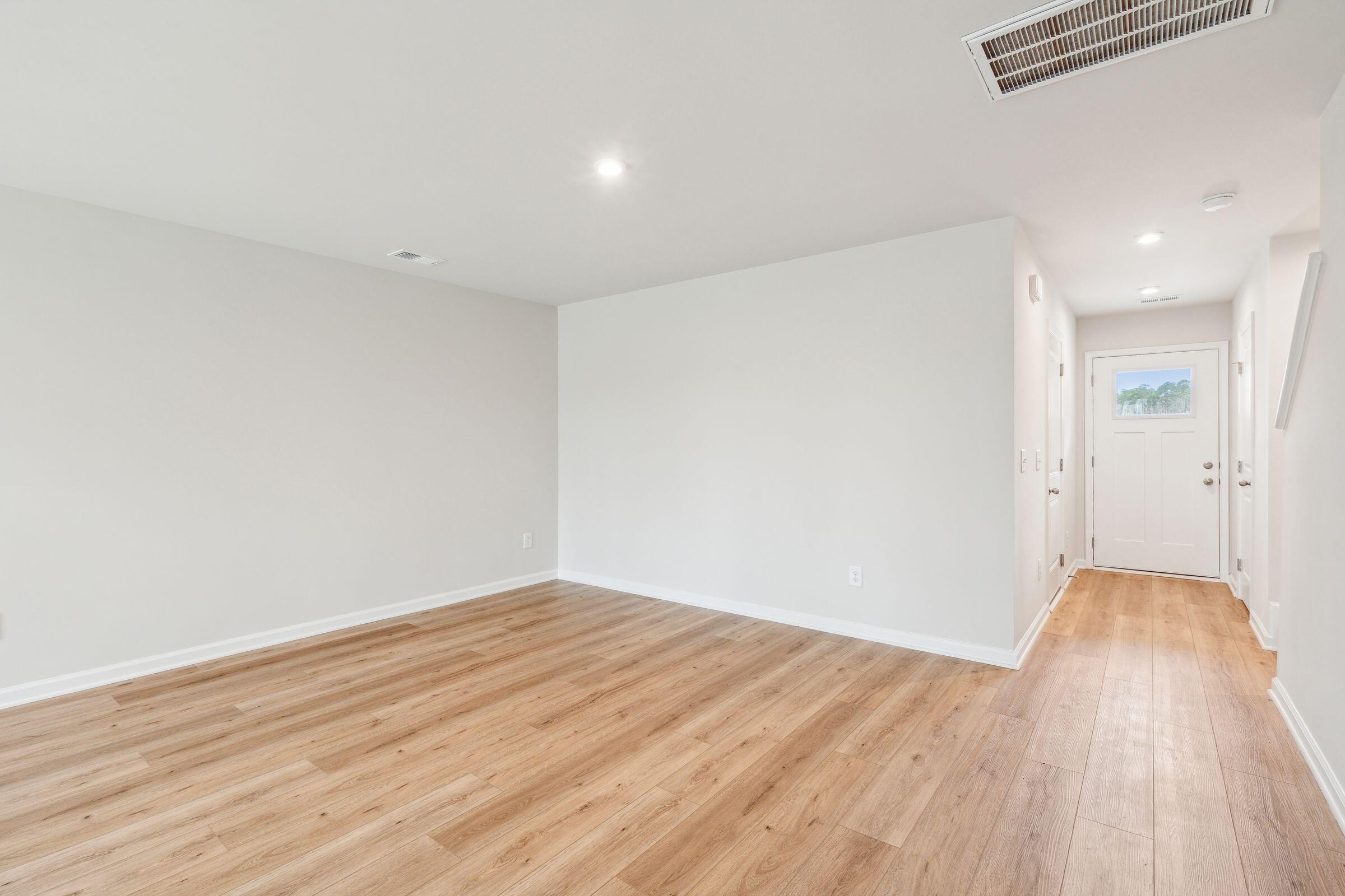102 Tancaw Place Santee, SC 29142 - Photo 13 of 33 Living Area