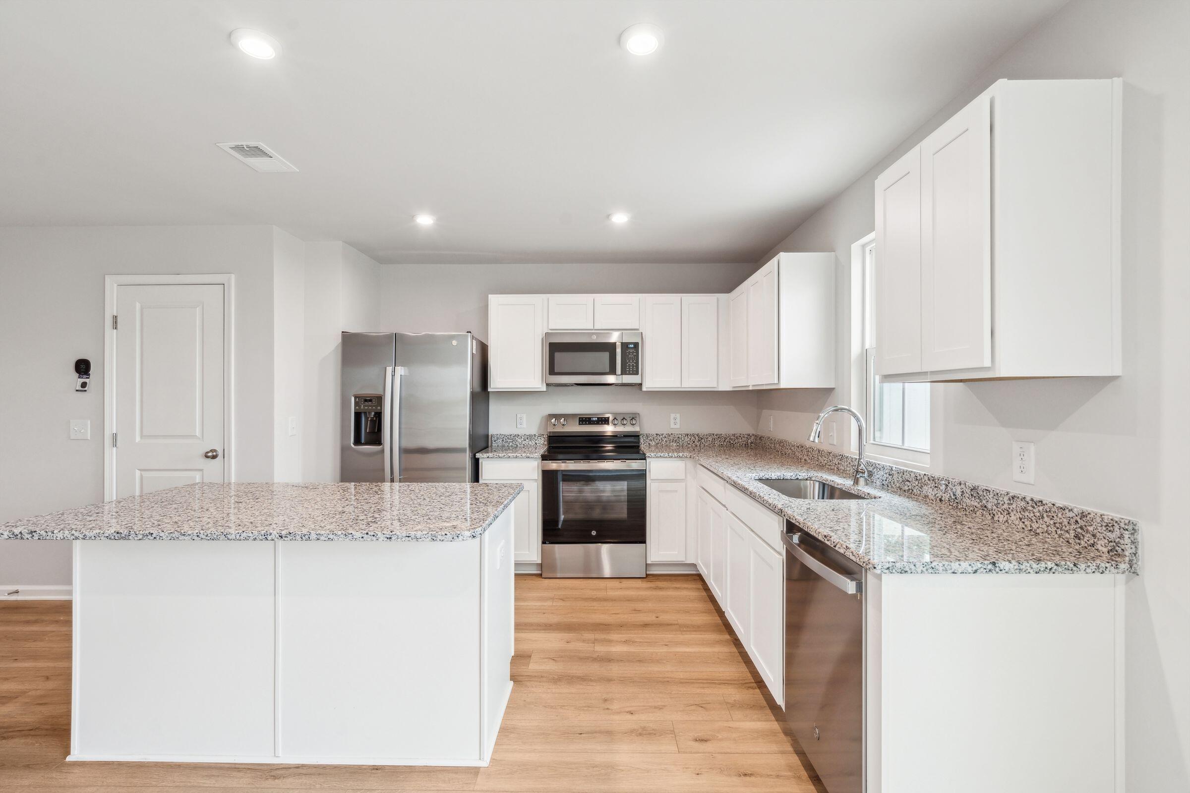 102 Tancaw Place Santee, SC 29142 - Photo 7 of 33 Large Kitchen