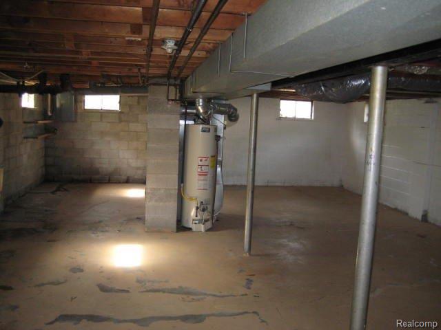 19136 Savage Road Belleville, MI 48111 - Photo 11 of 13 IMG_1576.JPG