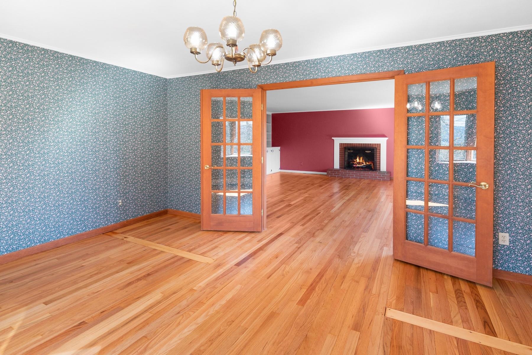 20 Dartmouth Street Rutland, VT 05701 - Photo 6 of 28 Gallery Image 6