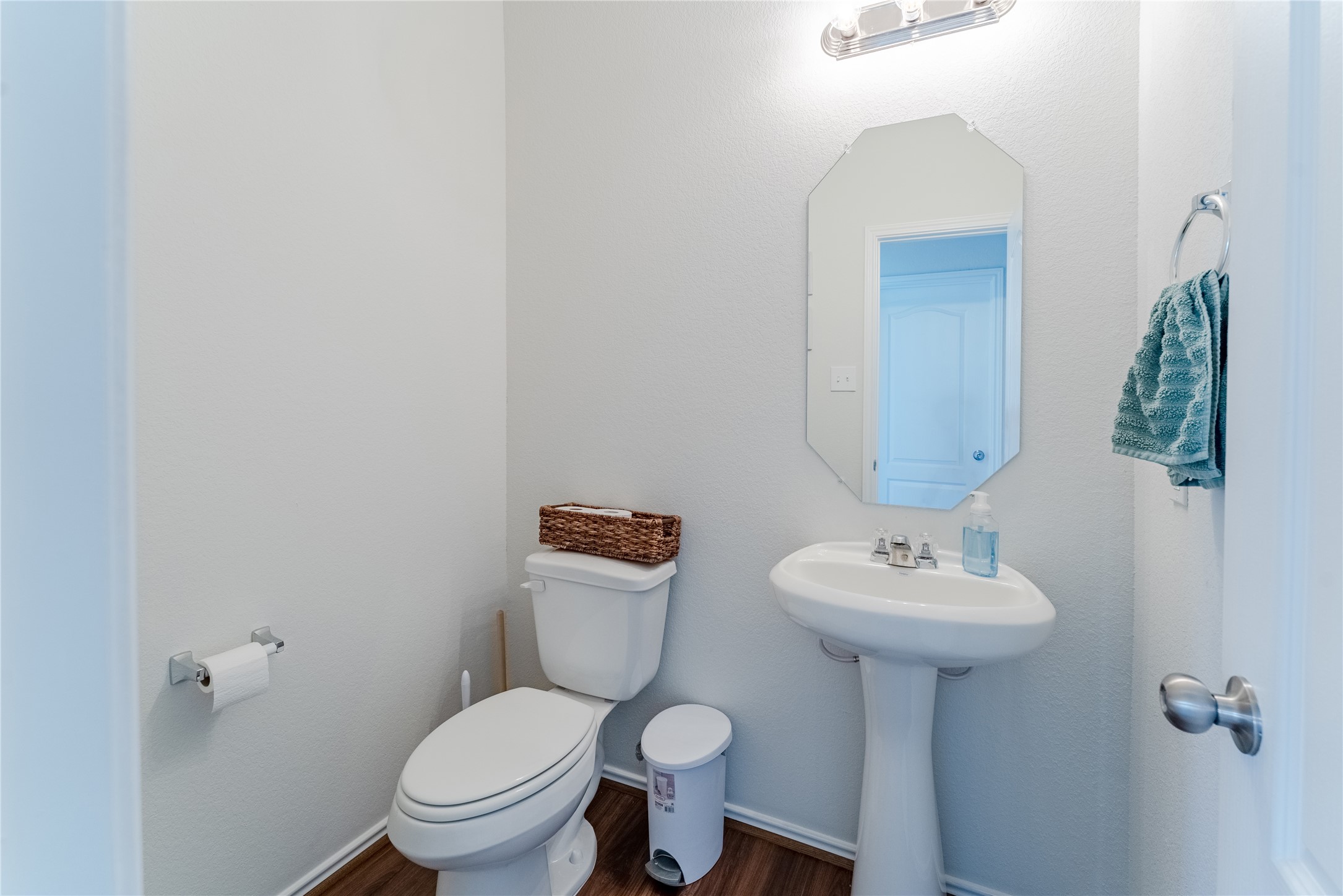 8327 Threadfin Way Fulshear, TX 77441 - Photo 14 of 40 Half Bathroom