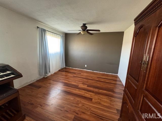 808 4th Street Howe, IN 46746 - Photo 6 of 15 Gallery Image 6