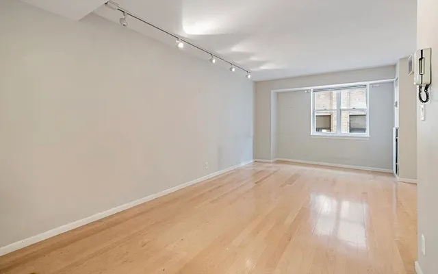 $675,000 | 170 Tremont Street, Unit 905, Boston, MA 02111
