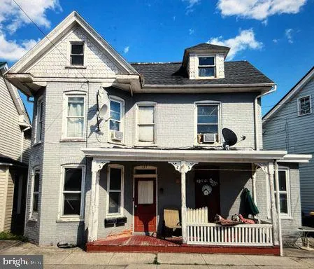 $189,900 | 137 North Potomac Street, Waynesboro, PA 17268