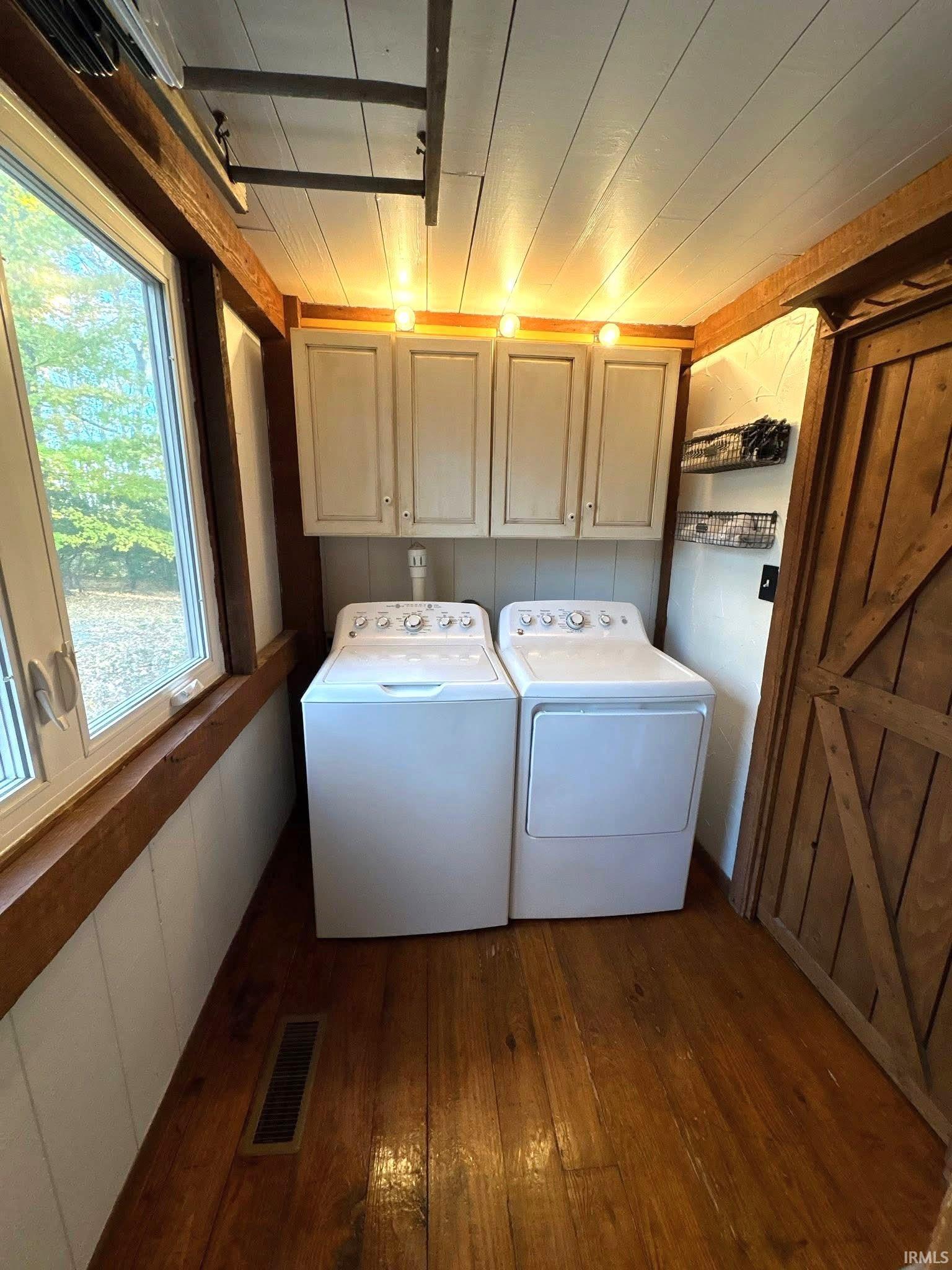 2435 South Roberts Way Logansport, IN 46947 - Photo 15 of 33