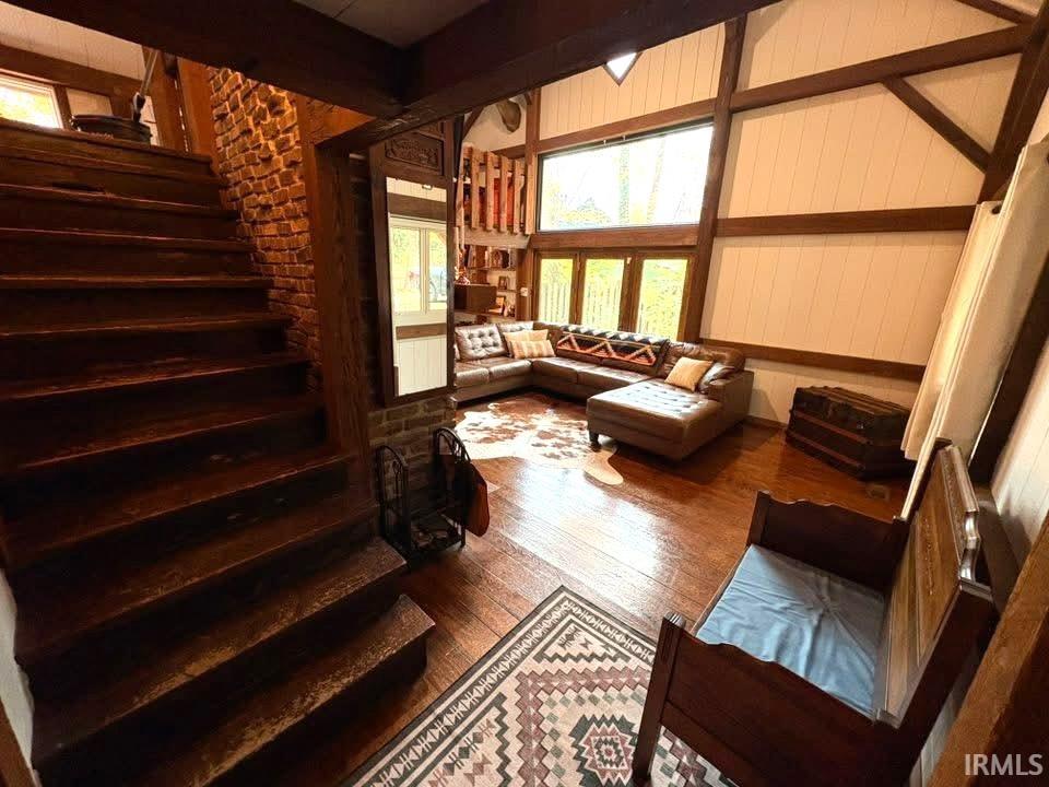 2435 South Roberts Way Logansport, IN 46947 - Photo 5 of 33