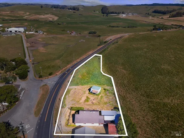 $750,000 | 14500 Mill St Valley Ford, Valley Ford, CA 94972