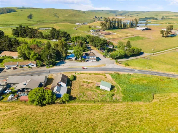 $750,000 | 14500 Mill St Valley Ford, Valley Ford, CA 94972