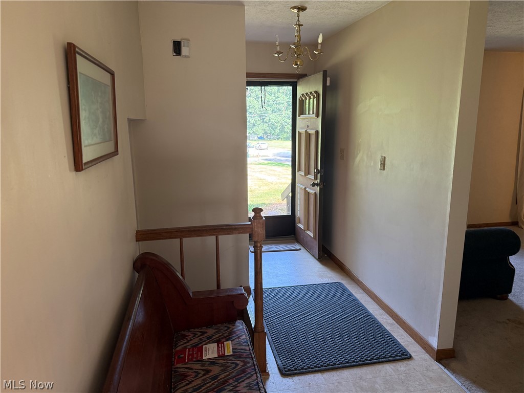 5920 Weaver Road New Franklin, OH 44216 - Photo 2 of 24