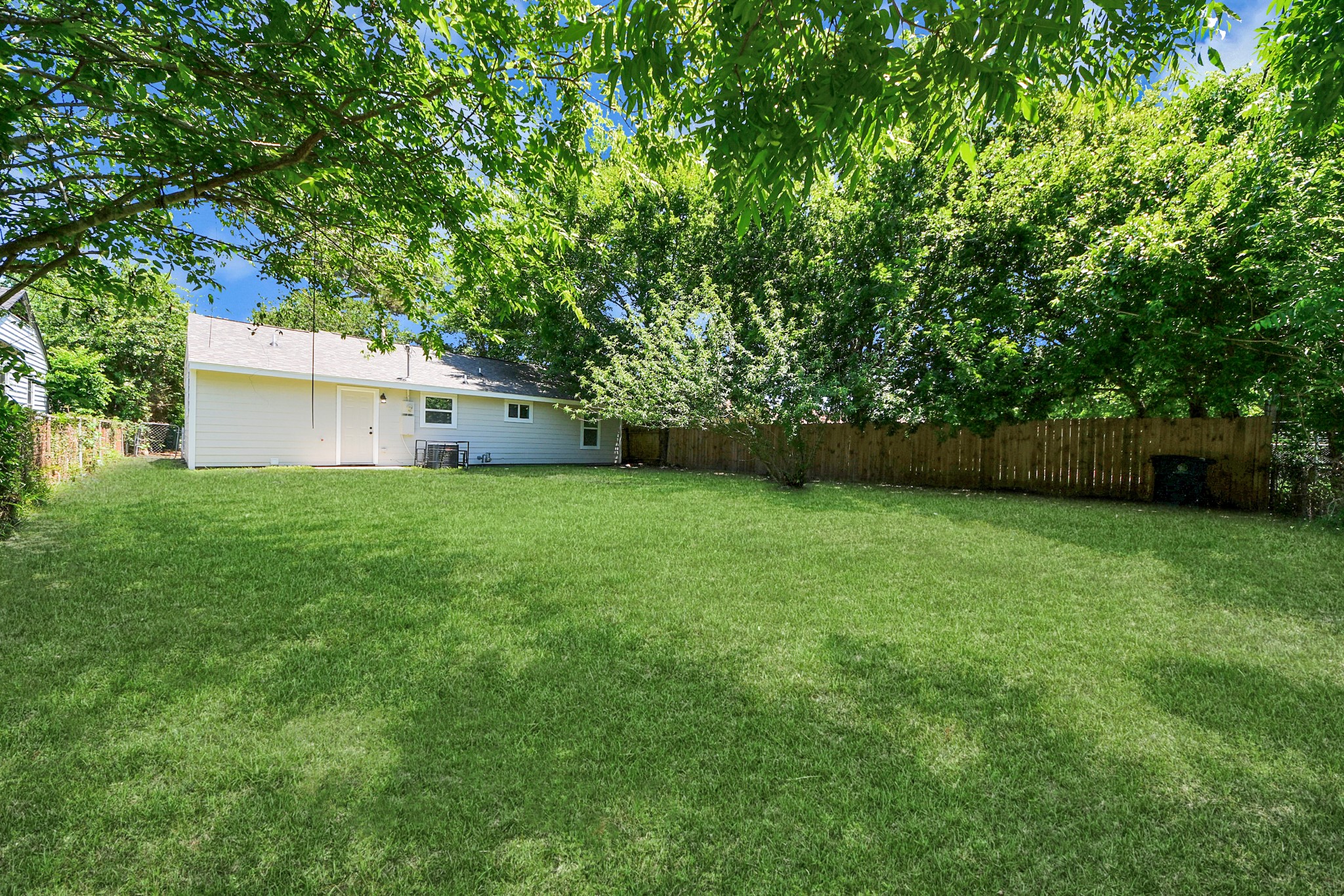 4914 Angleton Street Houston, TX 77033 - Photo 39 of 39 Gallery Image 39