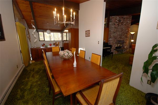 128 Pope Road Acton, MA 01720 - Photo 4 of 13 view of a dining room with furniture