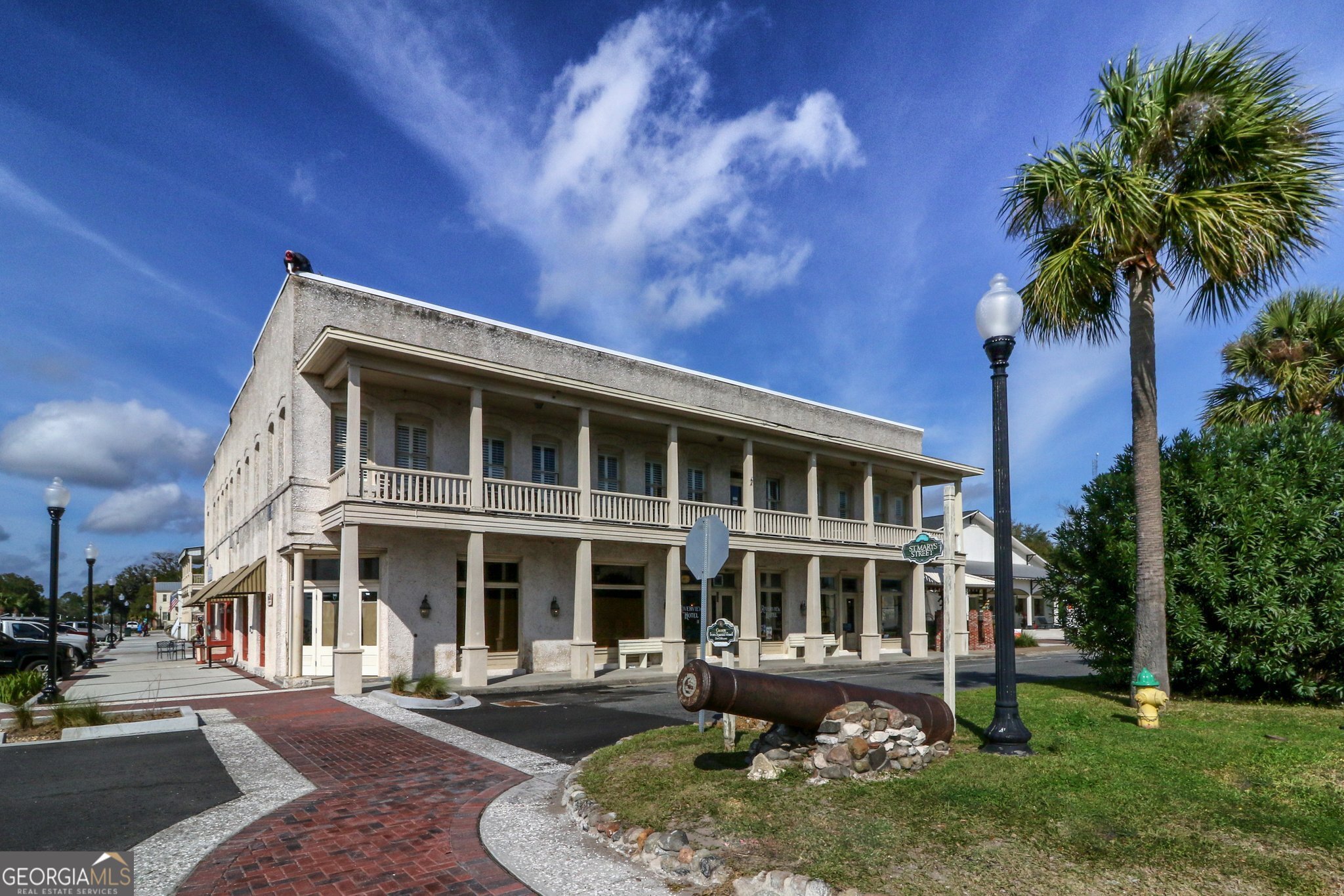 711 Wheeler Street St. Marys, GA 31558 - Photo 53 of 93 a front view of a house with a yard