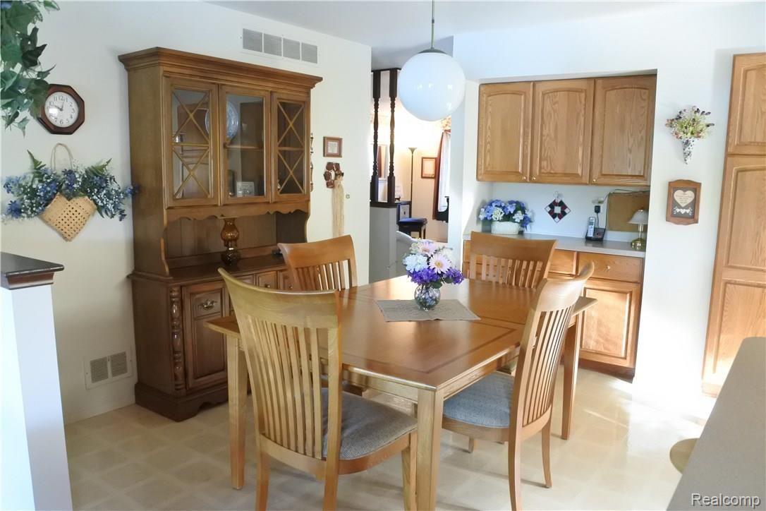 Breakfast Nook