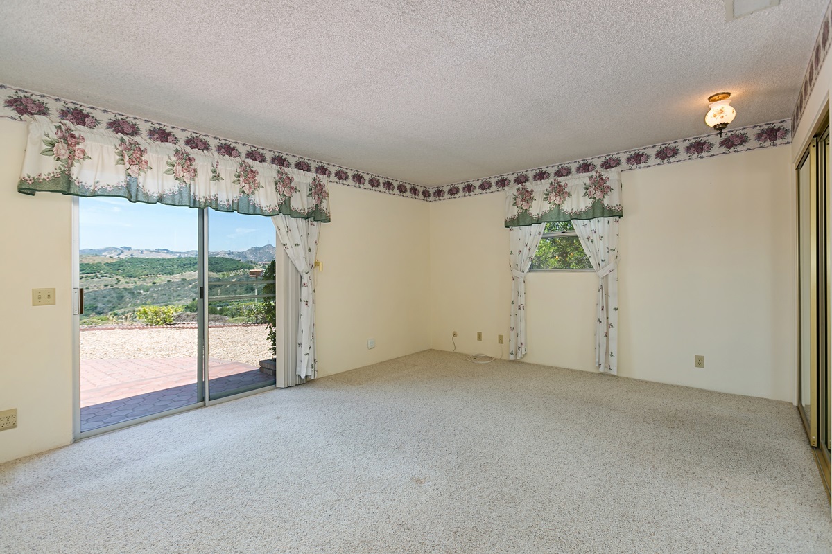 40707 Vía Ranchitos Fallbrook, CA 92028 - Photo 12 of 25