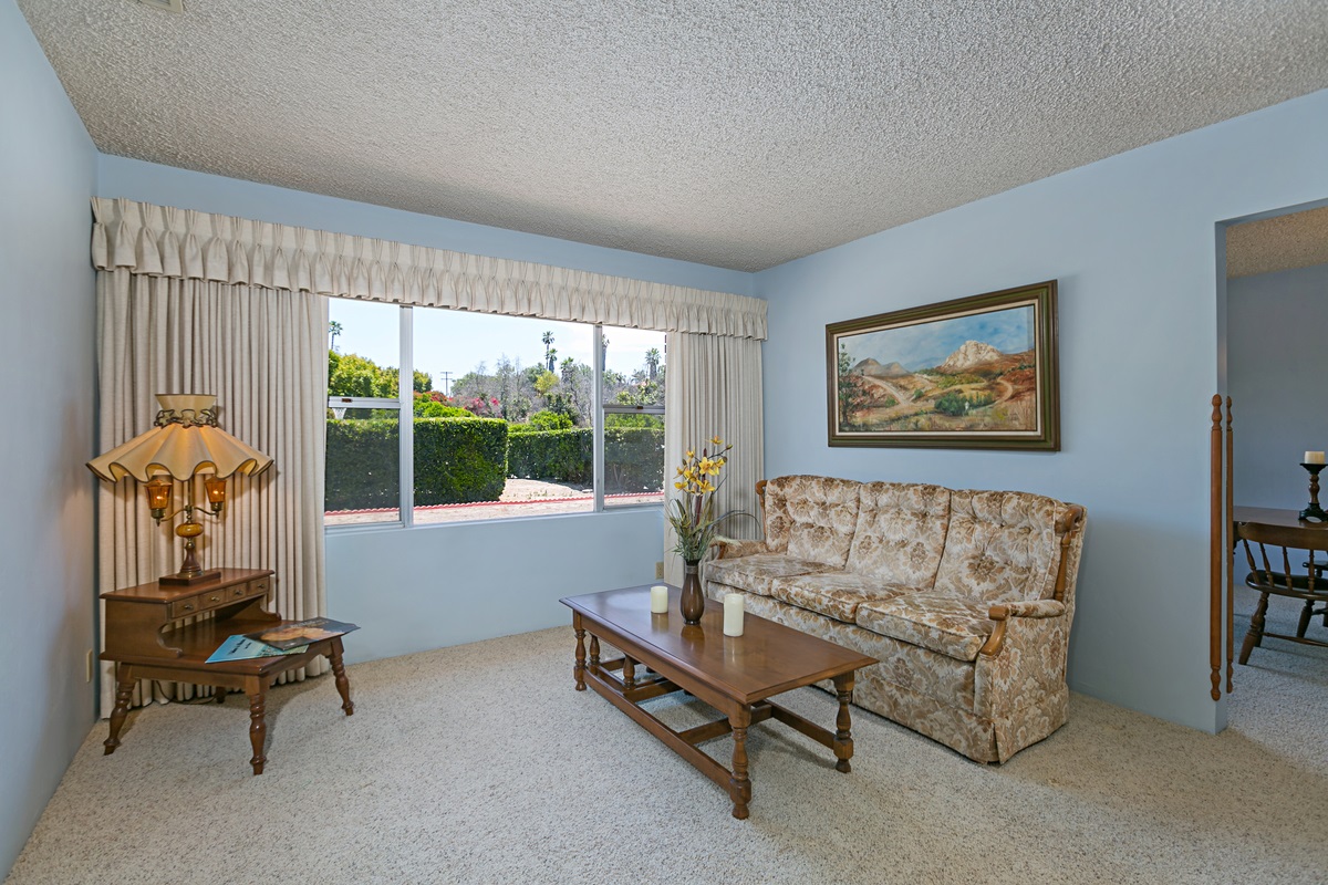 40707 Vía Ranchitos Fallbrook, CA 92028 - Photo 3 of 25