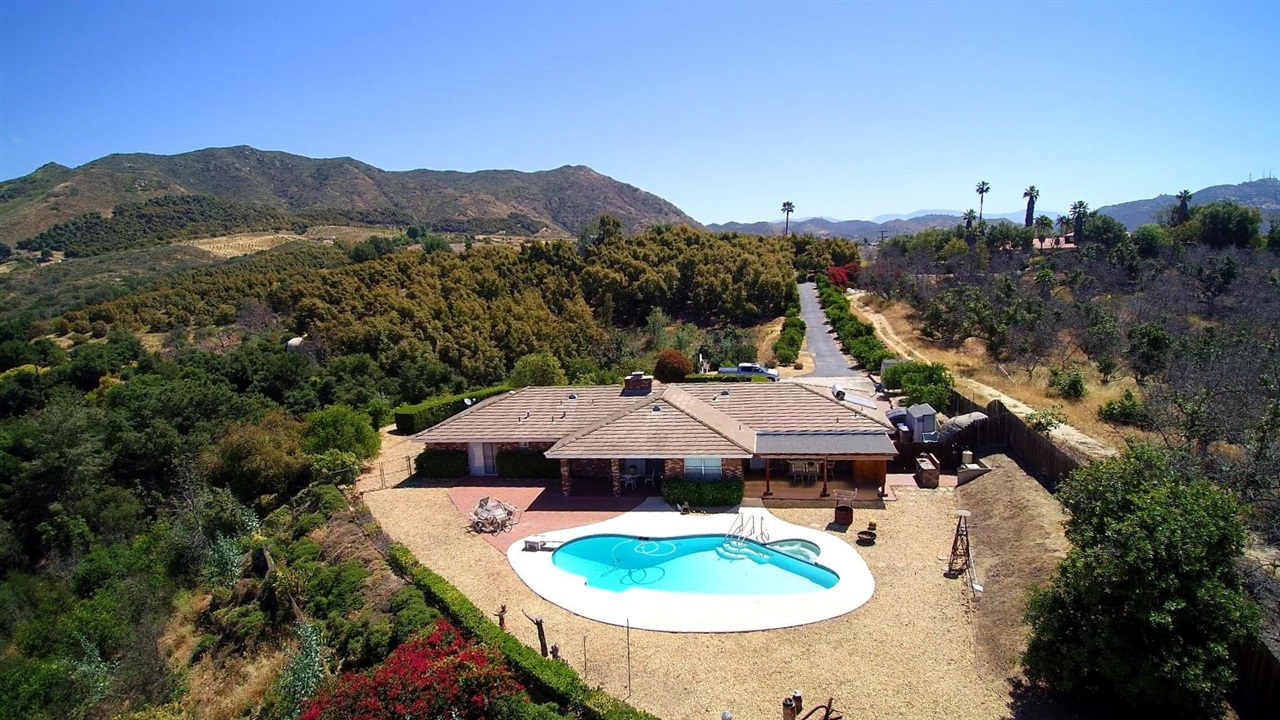 40707 Vía Ranchitos Fallbrook, CA 92028 - Photo 24 of 25