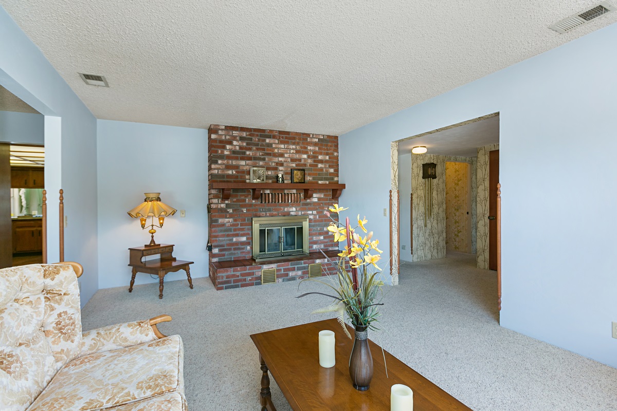 40707 Vía Ranchitos Fallbrook, CA 92028 - Photo 4 of 25