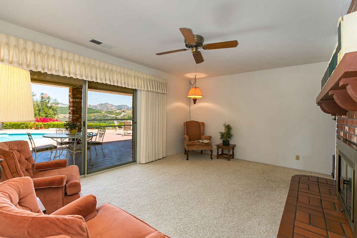 40707 Vía Ranchitos Fallbrook, CA 92028 - Photo 10 of 25