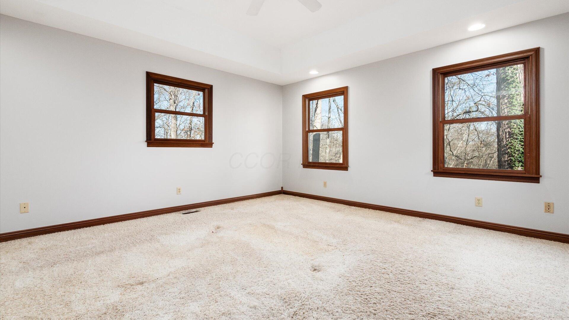 18988 Claypool Road Nashport, OH 43830 - Photo 17 of 50 First Floor Suite 1