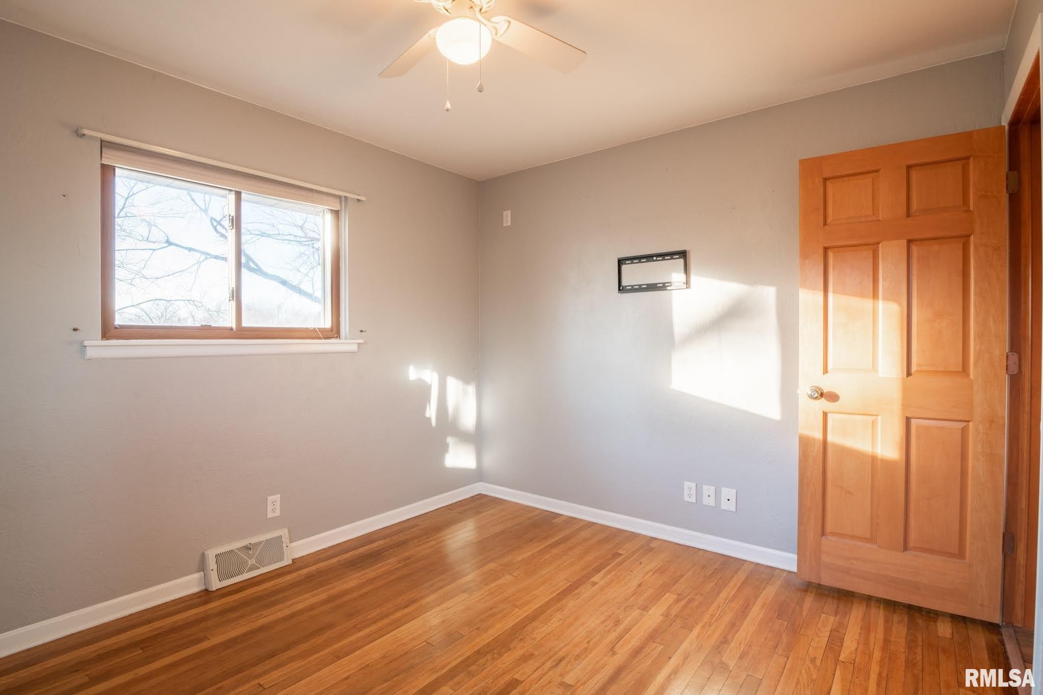 4505 Silvis Road Bartonville, IL 61607 - Photo 24 of 42 Gallery Image 24