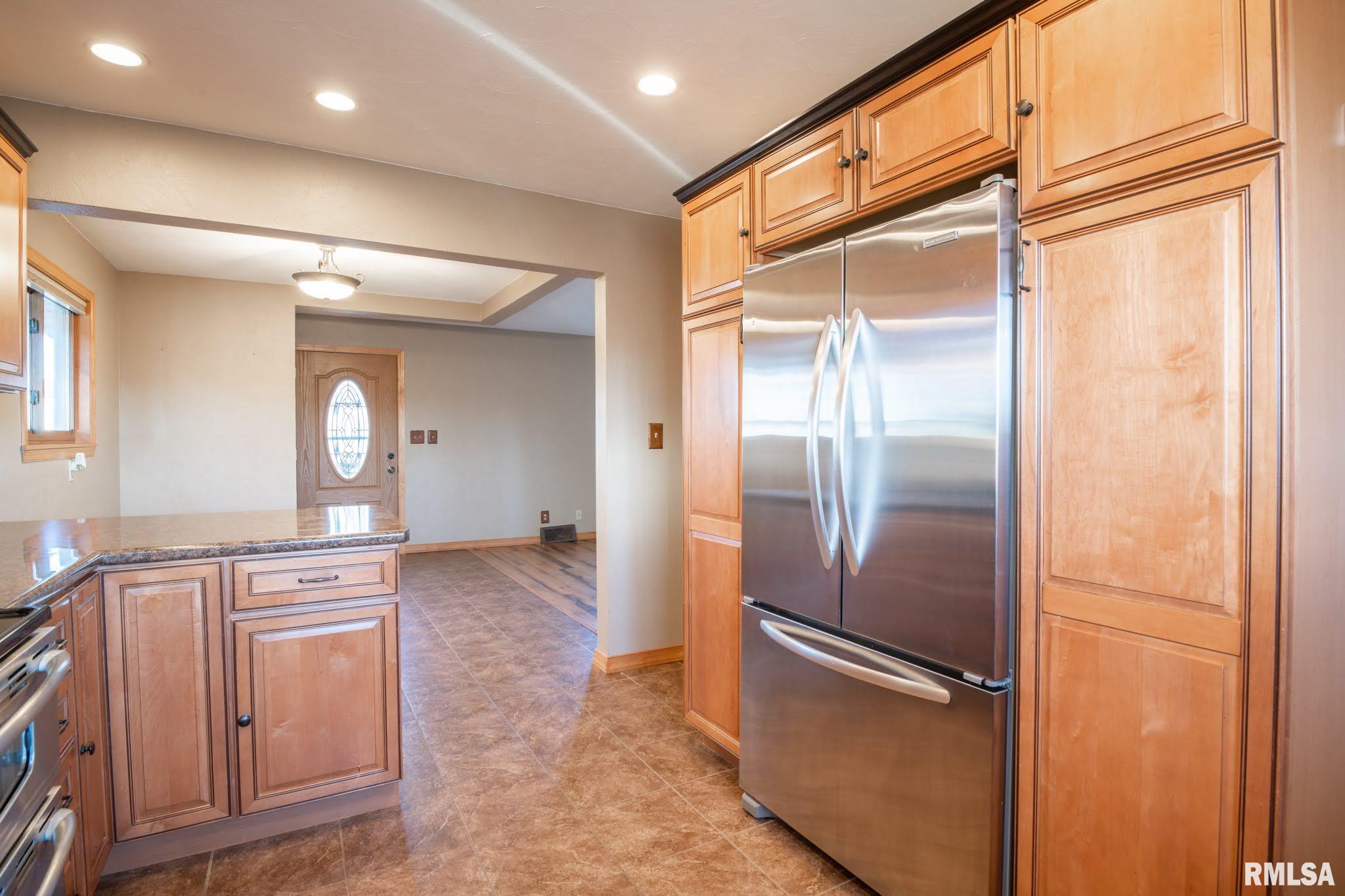 4505 Silvis Road Bartonville, IL 61607 - Photo 7 of 42 Gallery Image 7