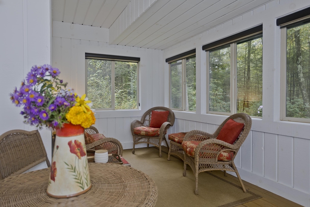 156 South Village Road Tolland, MA 01034 - Photo 10 of 42