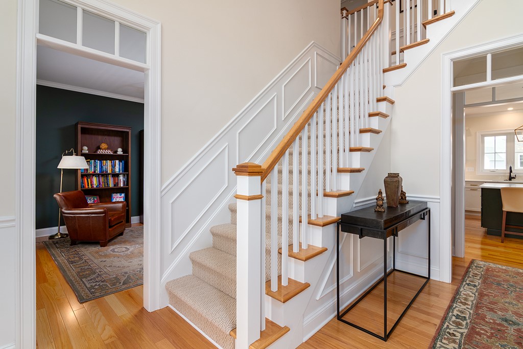 9 Scarlett Way Cranston, RI 02921 - Photo 11 of 50