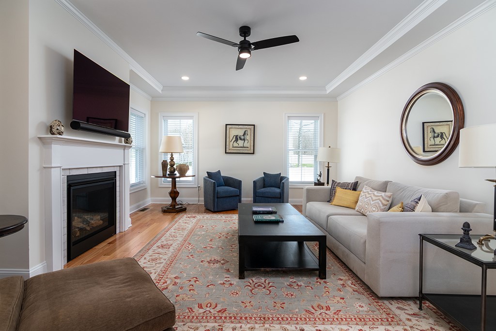 9 Scarlett Way Cranston, RI 02921 - Photo 18 of 50