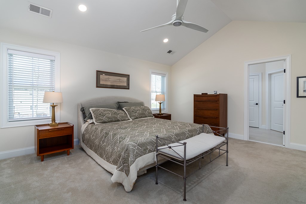 9 Scarlett Way Cranston, RI 02921 - Photo 30 of 50