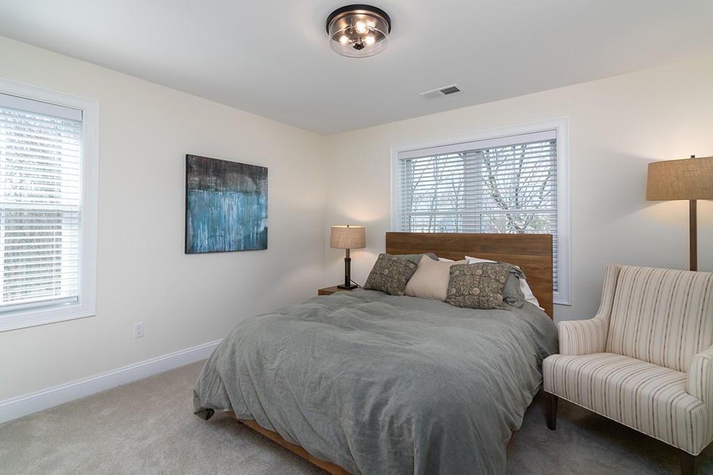 9 Scarlett Way Cranston, RI 02921 - Photo 38 of 50