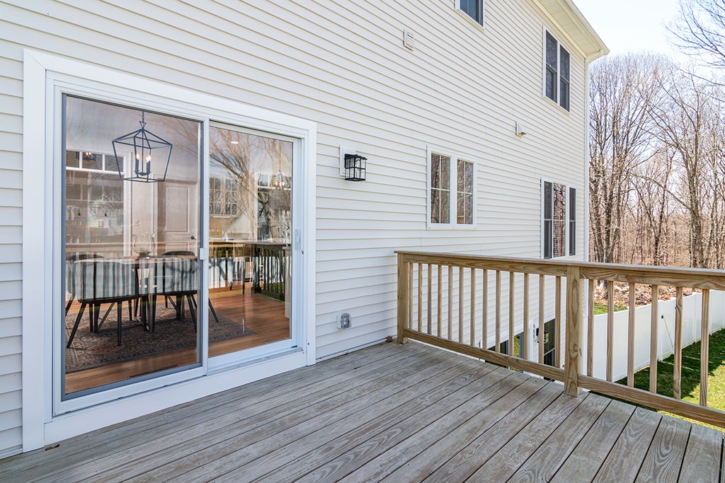 9 Scarlett Way Cranston, RI 02921 - Photo 46 of 50