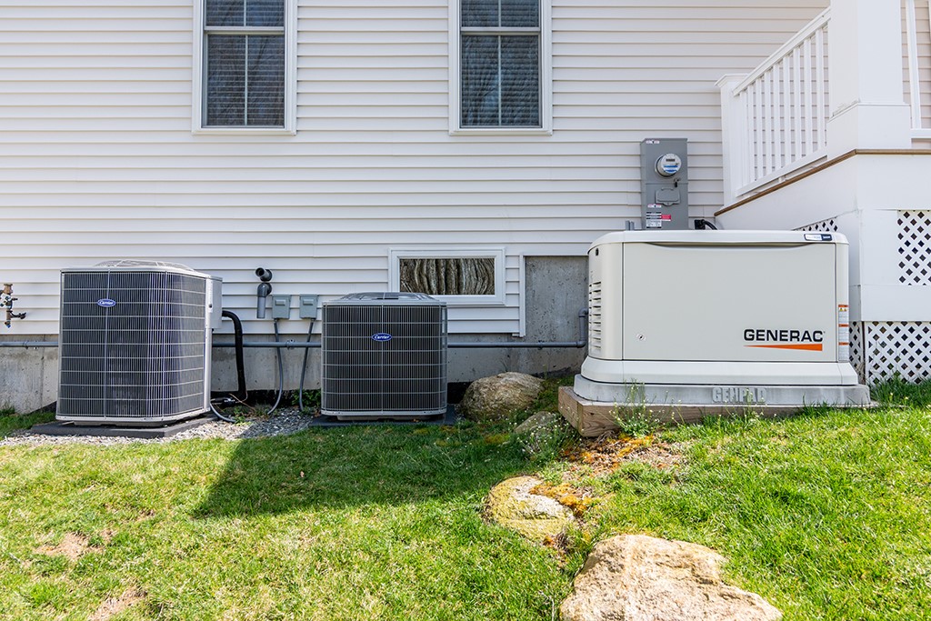 9 Scarlett Way Cranston, RI 02921 - Photo 48 of 50