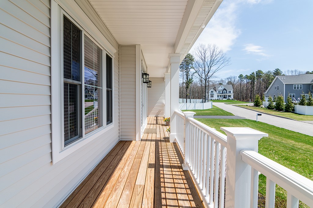 9 Scarlett Way Cranston, RI 02921 - Photo 8 of 50