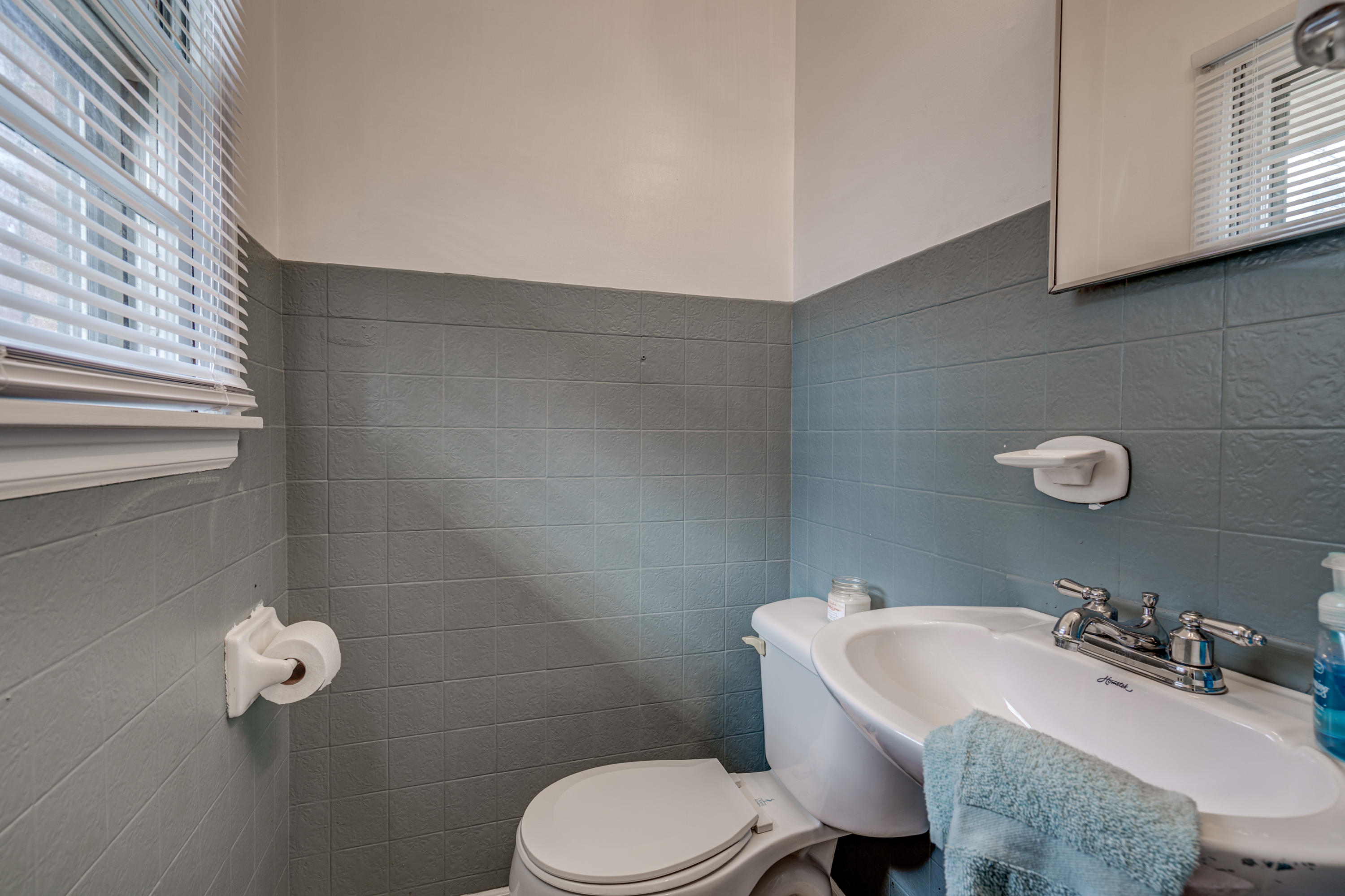 508 Water Oak Road Roanoke, VA 24019 - Photo 18 of 31 D63BA9EE-3EF6-4D09-B0F4-6BA645DC9F61