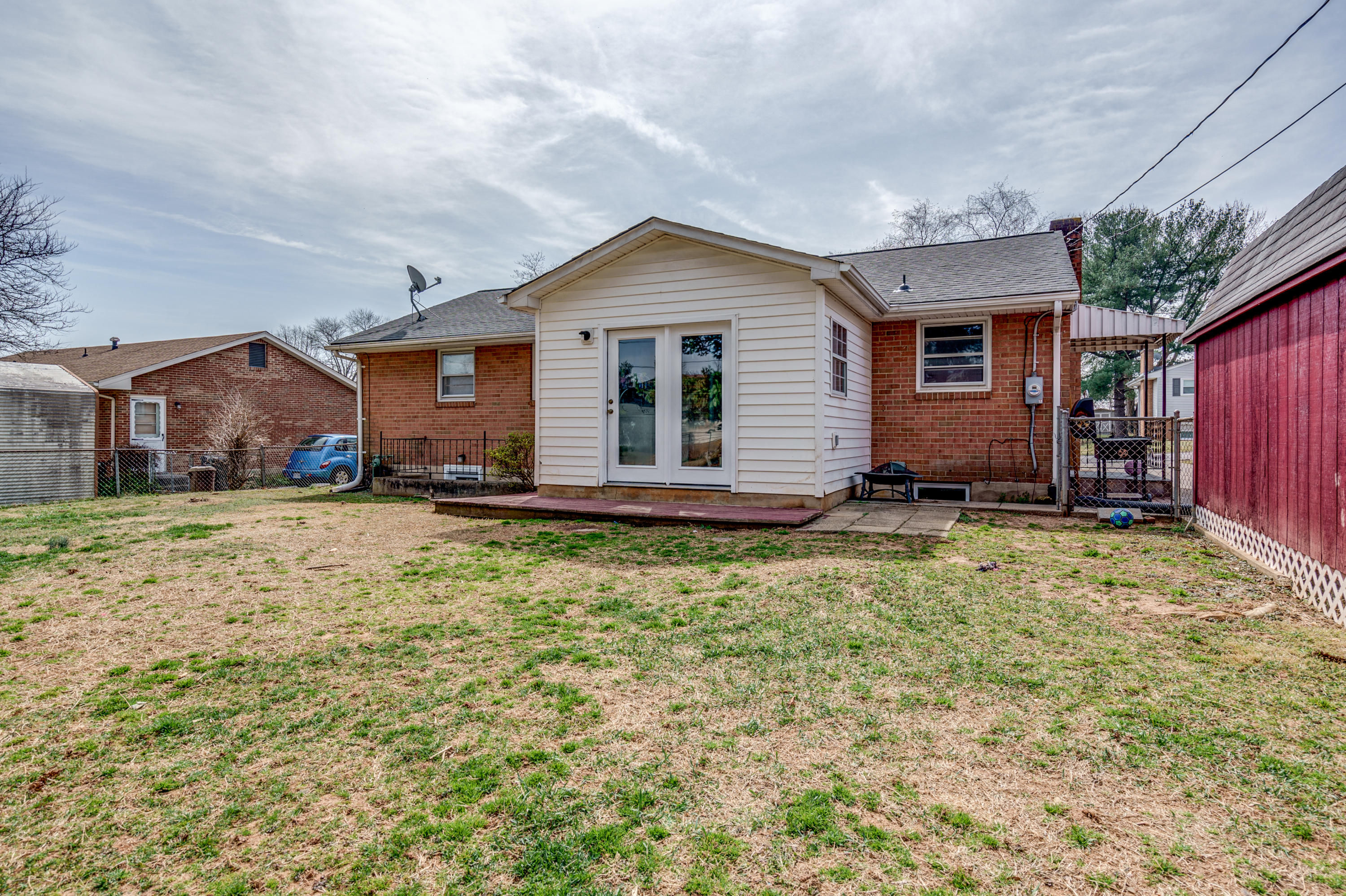 508 Water Oak Road Roanoke, VA 24019 - Photo 27 of 31 B20C3054-8C67-4BA9-96D9-6089603E344F