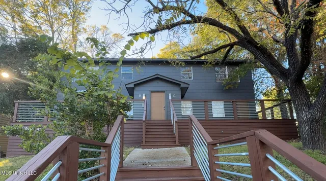 $1,075 | 1021 Monroe Street, Jackson, MS 39202