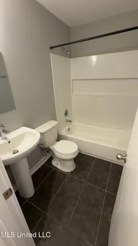 $1,075 | 1021 Monroe Street, Jackson, MS 39202