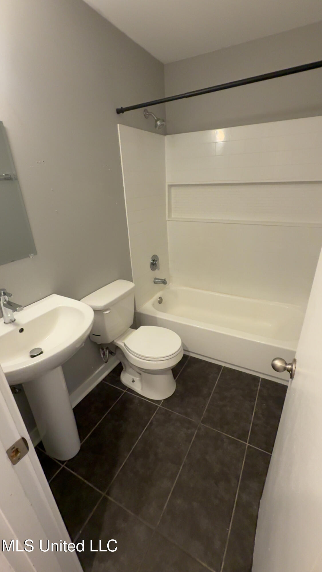 1021 Monroe Street Jackson, MS 39202 - Photo 15 of 24 IMG_6260