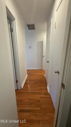 $1,075 | 1021 Monroe Street, Jackson, MS 39202