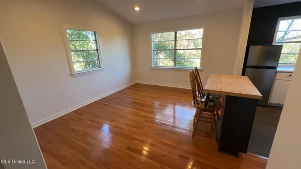$1,000 | 1021 Monroe Street, Jackson, MS 39202