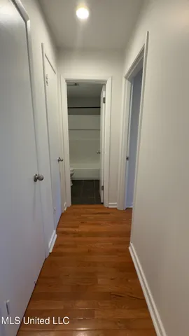 $1,075 | 1021 Monroe Street, Jackson, MS 39202