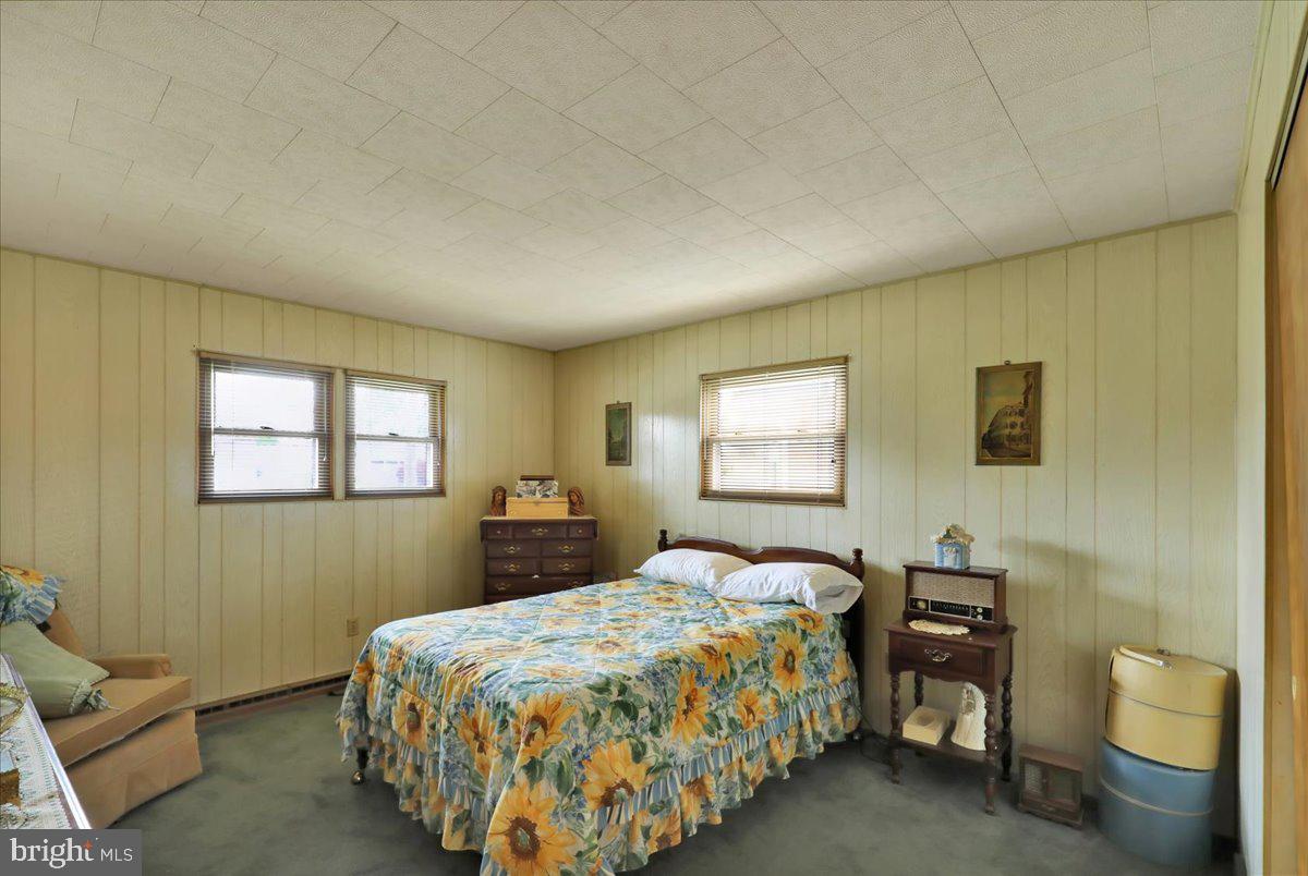 1242 Commonwealth Boulevard Reading, PA 19607 - Photo 11 of 29