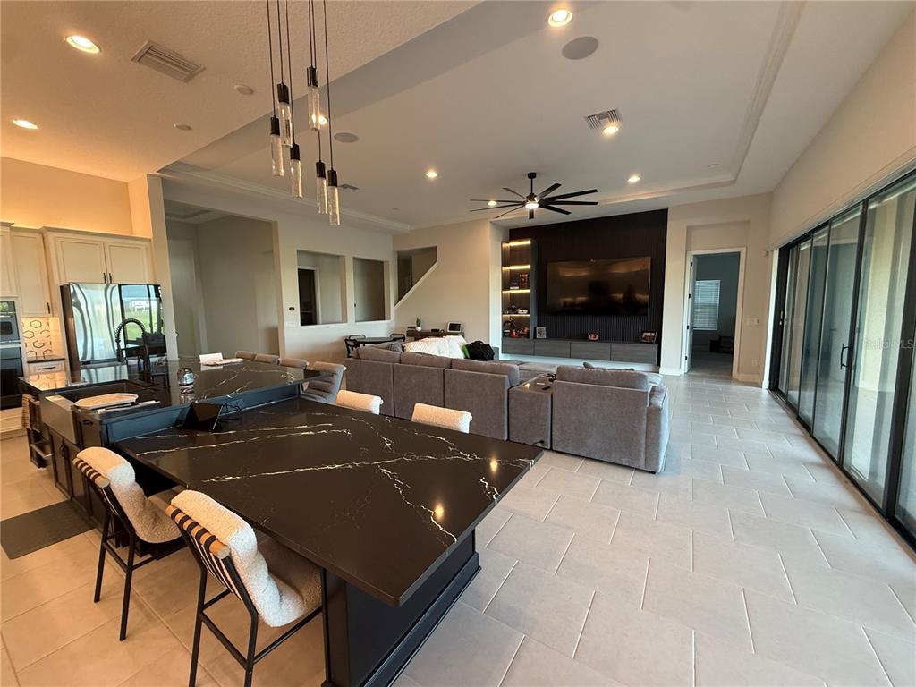 10958 Rustic Timber Loop San Antonio, FL 33576 - Photo 3 of 44