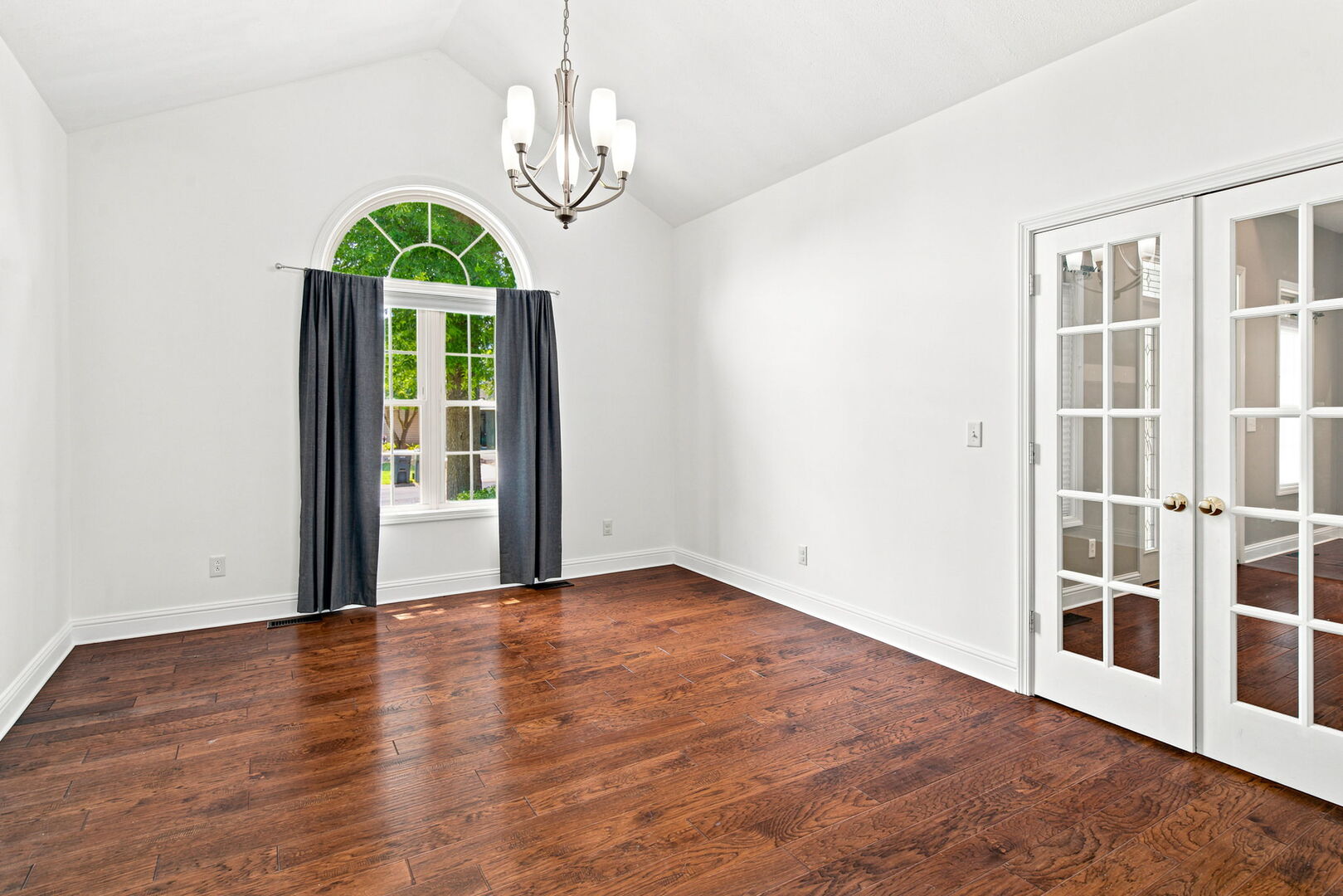 1104 Daybreak Drive Marion, IL 62959 - Photo 16 of 37 Gallery Image 16