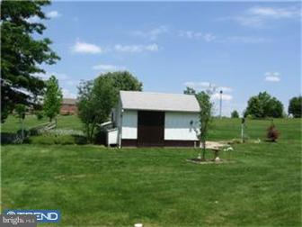 361 Kemp Road Pottstown, PA 19465 - Photo 4 of 5 View