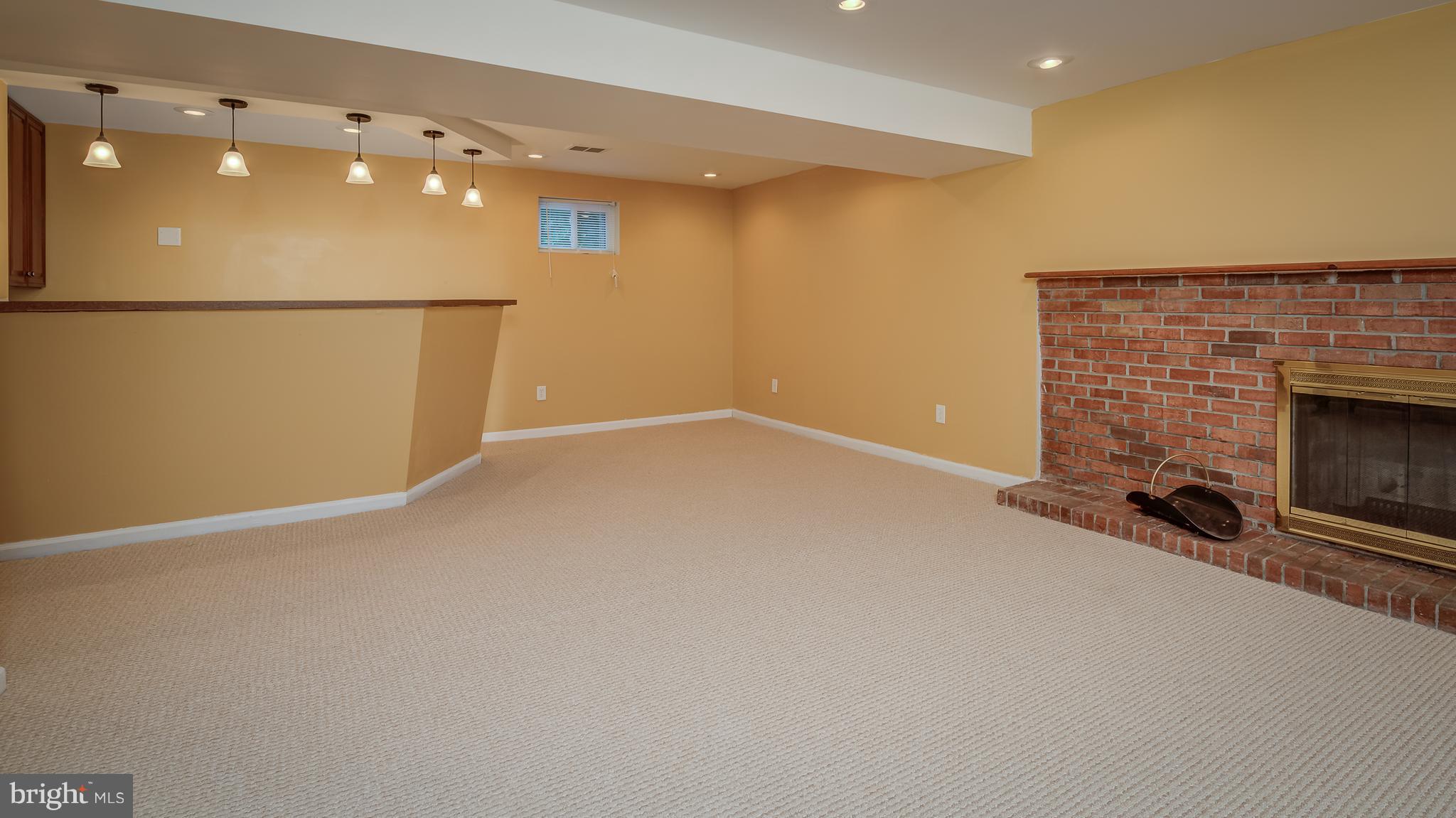 15501 Livingston Road Accokeek, MD 20607 - Photo 22 of 28 Family Room