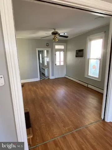 $1,300 | 422 Mulberry Street, Newport, PA 17074