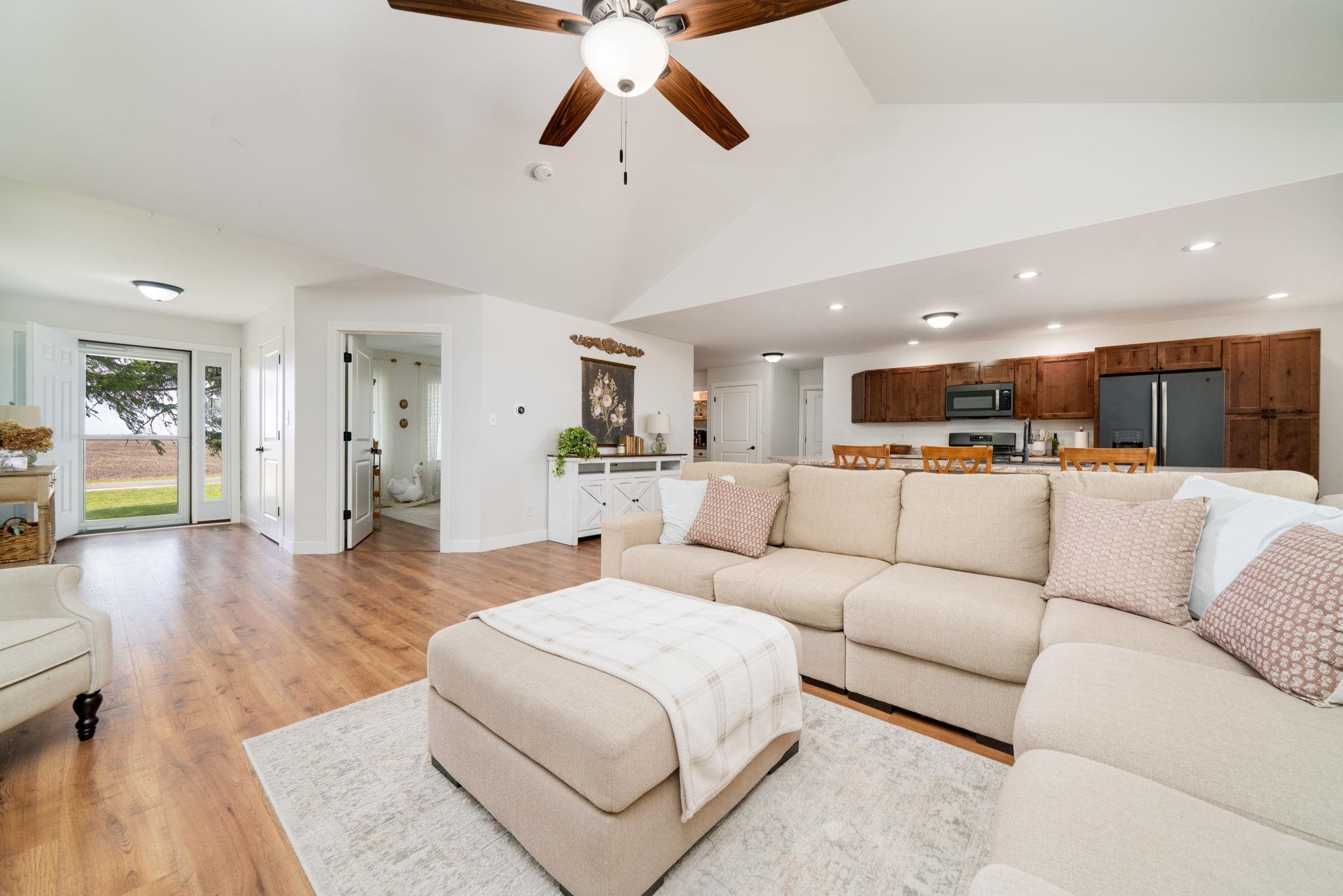 1765 Brooklyn Road Ashton, IL 61006 - Photo 7 of 43